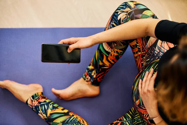 Luftaufnahme Einer Attraktiven Schwangeren Die Eine Trainingspause Einlegt Und Das — Stockfoto