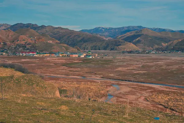 Pueblo Baljuvan centro distrito administrativo en el Khatlon r — Foto de Stock