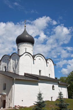 Kilise aziz Basil Pskov tepenin üzerinde