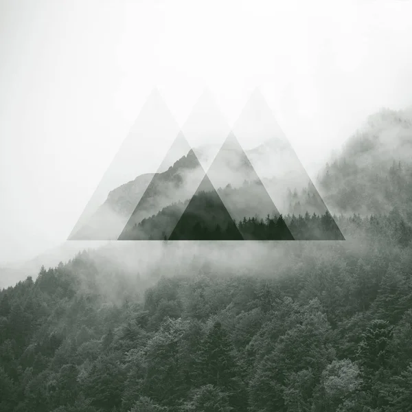 Fond Géométrique Abstrait Ciel Avec Polygones Montagnes Nuages Fond Paysage — Photo