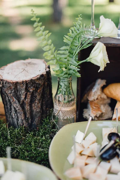 Dinner Table Snacks Standing Lawn — Stock Photo, Image