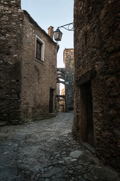 İtalyan ortaçağ köyü