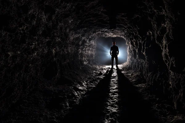 Dentro Túnel Mina Abandonada Fotos De Bancos De Imagens