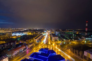 Ufa şehrinin çatısı manzaralı.