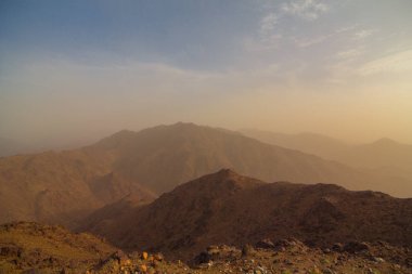 Al-Hajar Dağlarında Günbatımı, Uae