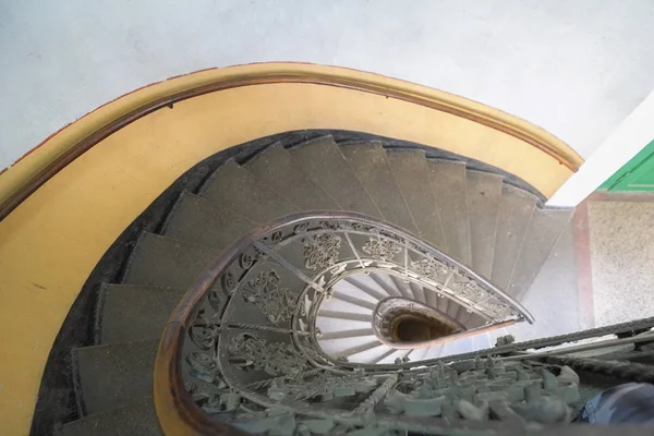 Mundo Precisa Mais Escadas Espiral — Fotografia de Stock
