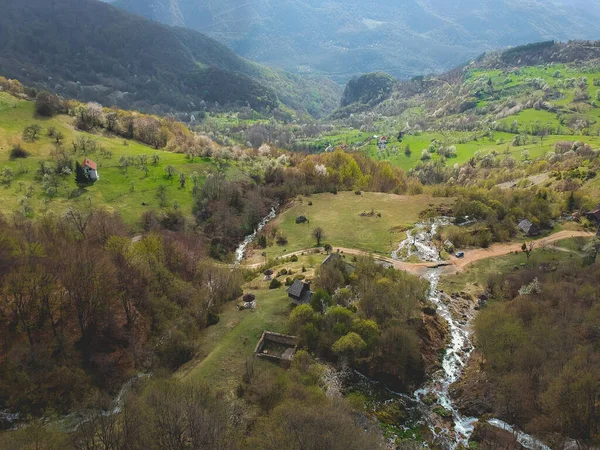 Cascada Sopotnica Primavera Serbia — Foto de Stock