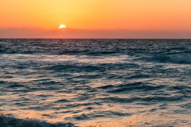 Okyanus, Meksika sahilde güzel tropik gündoğumu