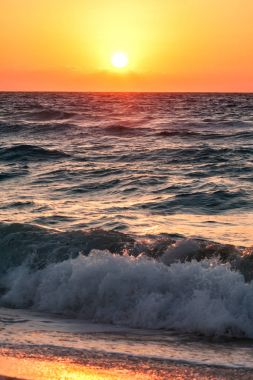 Okyanus, Meksika sahilde güzel tropik gündoğumu