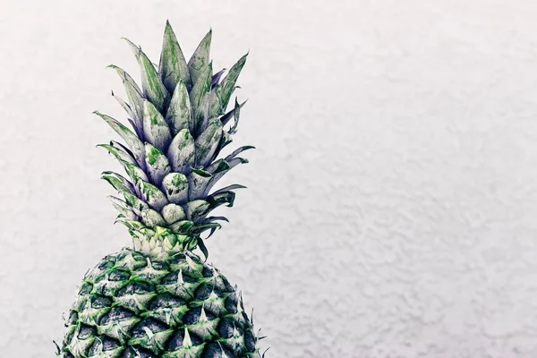 Gros Plan Ananas Contre Mur Comme Fond Avec Espace Copie — Photo