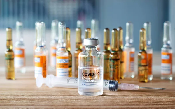 Medicina Siringa Con Vaccino Coronavirus Covid Inibizione Dei Focolai Malattia — Foto Stock