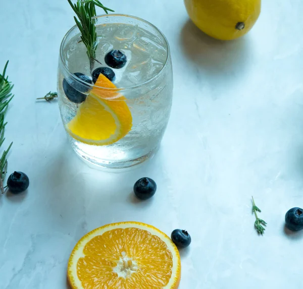 Limon Soda kokteyl