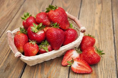 Olgun kırmızı çilek