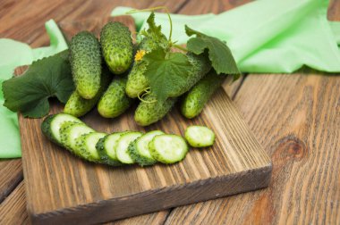 Salatalık hazırlanması