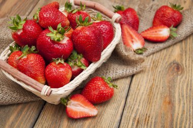 Olgun kırmızı çilek