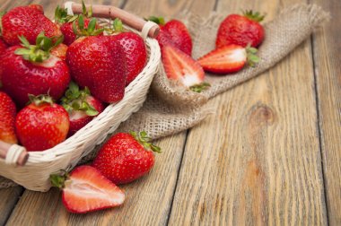 Olgun kırmızı çilek