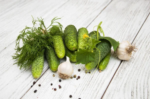 Bir hazırlık salatalık