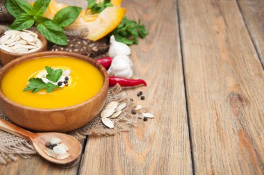 Balkabağı çorbası.