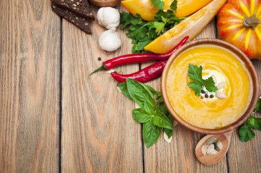 Balkabağı çorbası.