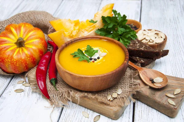 Balkabağı çorbası.