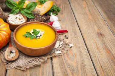 Balkabağı çorbası.