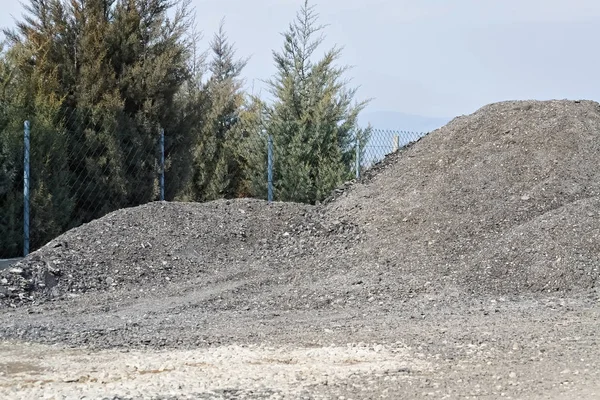 Mound of crumbled asphalt — Stock Photo, Image