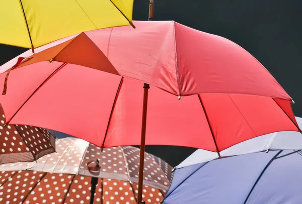 Closeup červený deštník — Stock fotografie