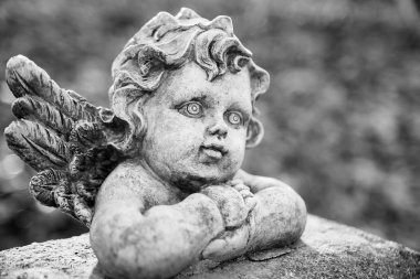 Koruyucu melek Boleslaw (Polonya mezarlıkta üzerinde)