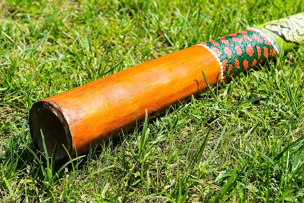 Didgeridoo - instrument muzyczny (Australia) — Zdjęcie stockowe