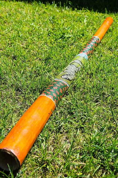 Didgeridoo - instrumento tradicional de música aborigen — Foto de Stock