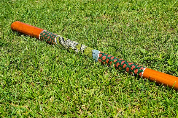 Didgeridoo - instrumento tradicional de música aborigen —  Fotos de Stock