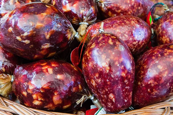 Kindziuk - geleneksel Litvanyalı sosis.