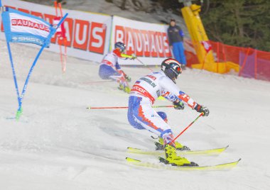 Stockholm, İsveç - 31 Ocak 2017: Aleksander Khorosholv (Rus) ve paralel slalom Kayak olay, Audi FIS Dünya Kayak Kupası rakip. 31 Ocak 2017, Stockholm, İsveç