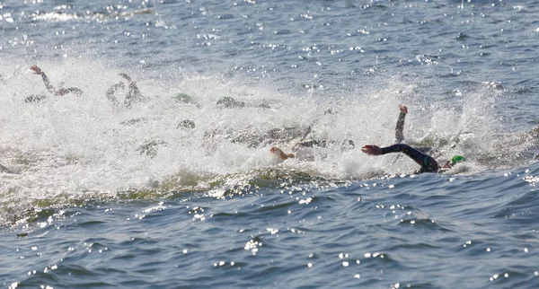 Stockholm Aug 2017 Arme Schwimmerinnen Kämpfen Wasserspritzen Bei Der Itu — Stockfoto