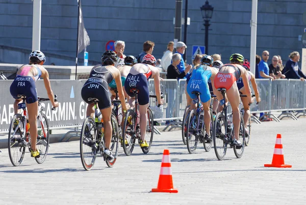Stockholm Aug 2017 Rear View Group Female Triathlete Cyclists Women — Stock Photo, Image