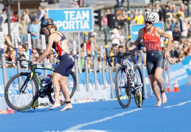 Kadın lider ikilisi triatlet Duffy ve cy Learmonth değişikliğinden