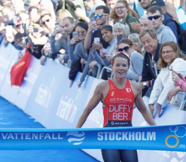 Stockholm - 26 Ağustos 2017: Triatlet Flora Duffy gülümseyen kadın İTÜ dünya triatlon serisi olay 26 Ağustos 2017 Stokholm, İsveç'te kazanan.