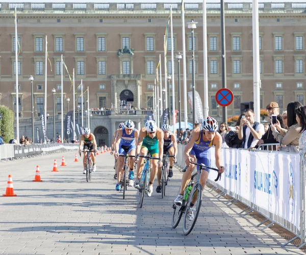 Stockholm Ağustos 2017 Birçok Triatlet Bisikletçiler Bir Grubunda Gabriel Sandor — Stok fotoğraf