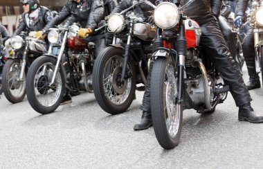 Retro closeup retro Mc ve tekerlekli ve bacak Bisiklet motosiklet