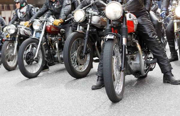 Retro closeup retro Mc ve tekerlekli ve bacak Bisiklet motosiklet