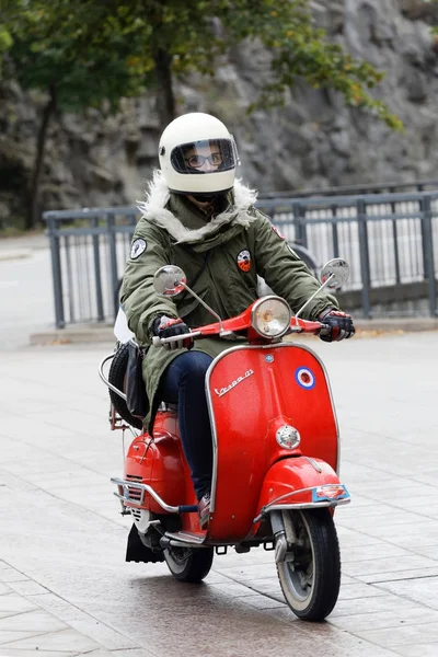 Stockholm Sweden Sept 2017 Woman Parka Jacket Driving Red Vespa — Stock Photo, Image