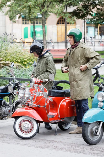 Stockholm Schweden Sept 2017 Vater Und Sohn Altmodischer Kleidung Stehen — Stockfoto