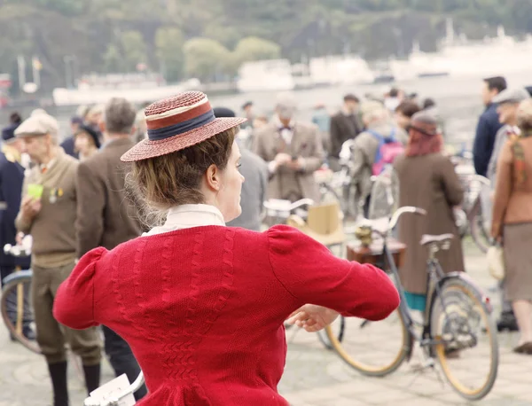 Stockholm Sept 2017 Vue Arrière Une Femme Vêtue Cardigan Rouge — Photo