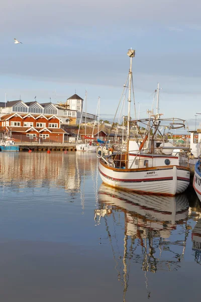 Grisslehamn Швеція Липня 2017 Року Вранці Світло Традиційний Рибальський Човна — стокове фото