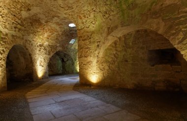 Borgholm, İsveç - 28 Nisan 2018: İç kalenin yıl Deniz Baltık Savunma için kullanılan 1100 etrafında inşa Borgholm, berbat. Borgholm, İsveç, 28 Nisan 2018