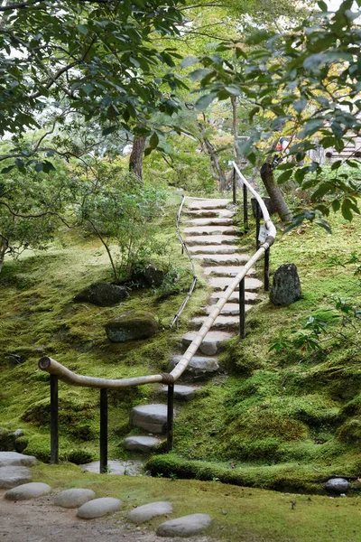 Stairs made of stones in a beautiful Japanese garden in Arashiya — 스톡 사진