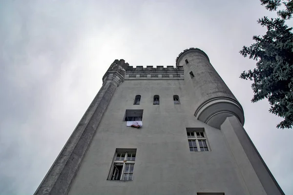 Ancienne Tour Avec Chambres Rideau Fenêtre Est Tiré Une Pièce — Photo