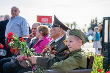 Zafer günü. V 70 yıldönümü kutlamaları