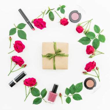 Kozmetik ile ihale çiçekler