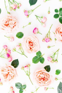 beyaz üzerine pembe güller